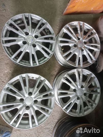 Диски литые R14 Ваз