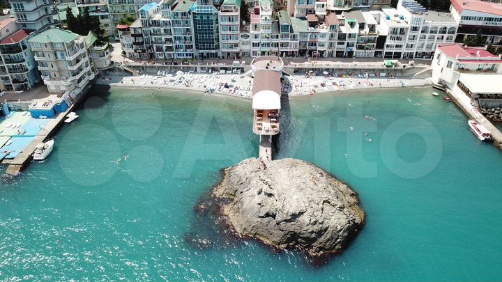 Комната 25 м² в 9-к., 2/4 эт.