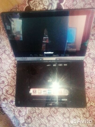 Портативный видеопроигрыватель