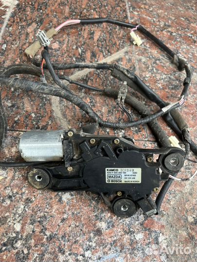 Мотор стеклоочистителя задний Mazda 3 Bk хэтчбек