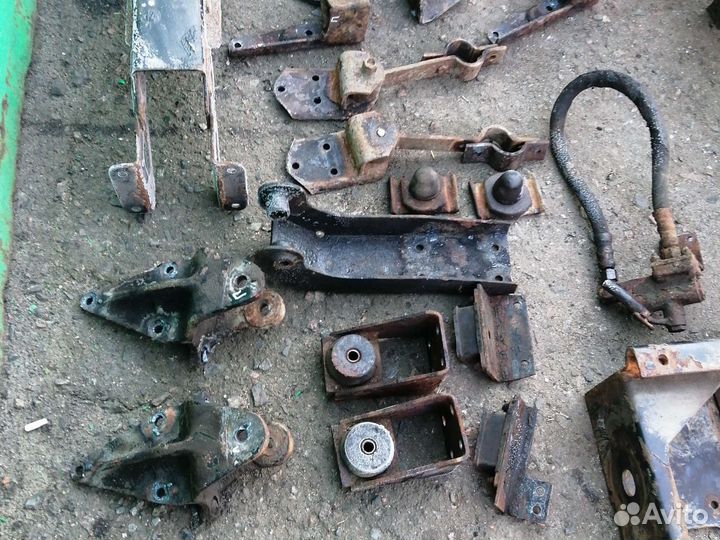 Поперечина рамы, балка, маз-4370 Зубренок