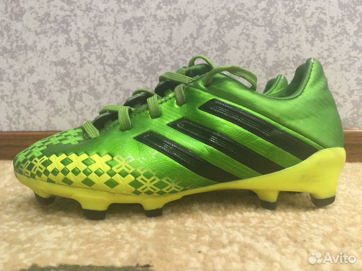 Детские футбольные бутсы adidas predator