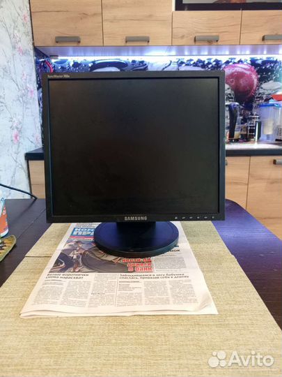 Монитор Samsung syncmaster 740N 17