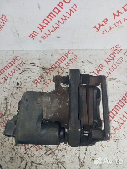 Суппорт тормозной задний правый Volvo S60 седан