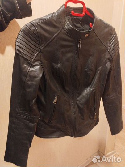 Куртка кожаная женская черная