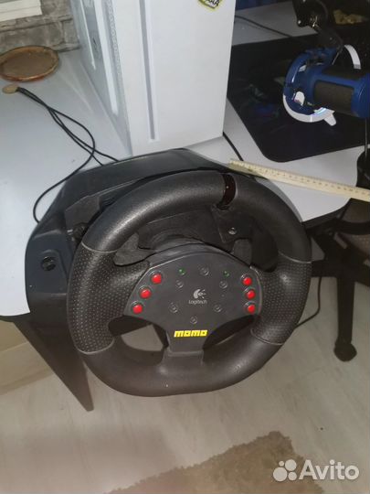 Игровой руль logitech