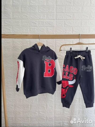 Костюмы zara на мальчика 104-110