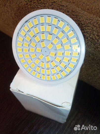 Лампа светодиодная