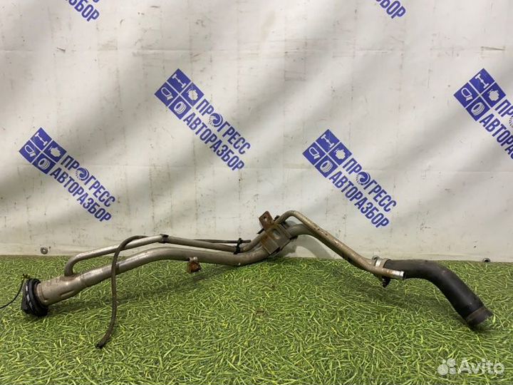 Горловина топливного бака Ford C-Max универсал 1.8