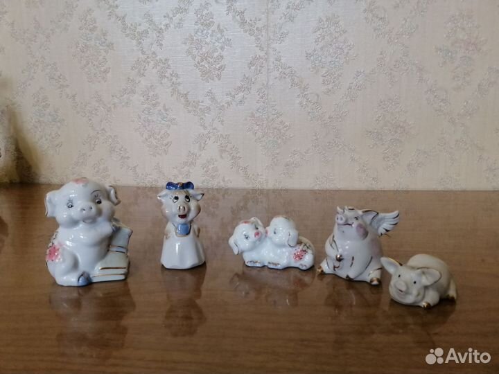 Фарфоровые статуэтки