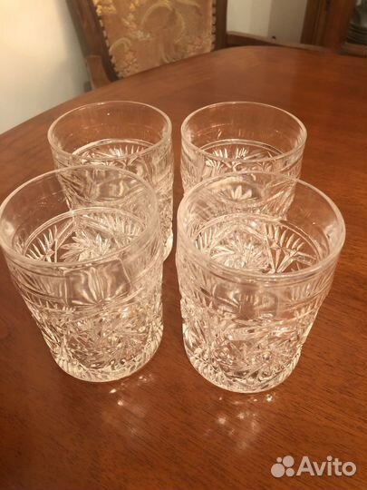 Вазы конфетницы и стаканы чехия