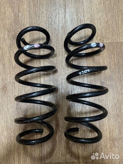 Задние пружины на Reno Logan2