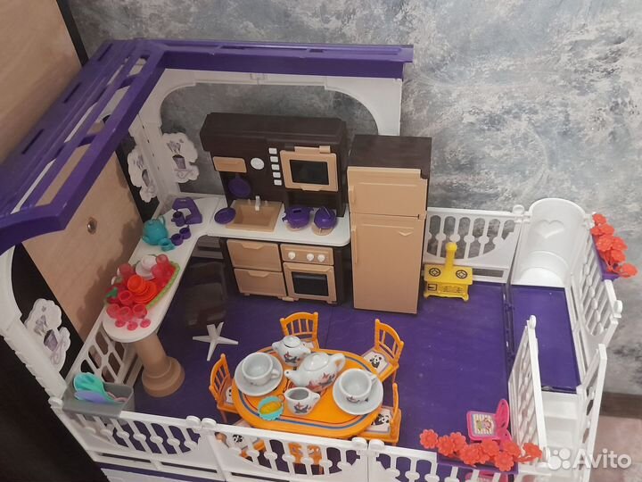 Продам домик для кукол