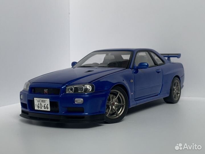 Nissan Skyline GT-R R34 1/18 Autoart