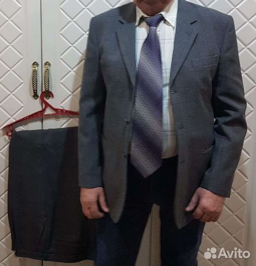 Костюмы мужские