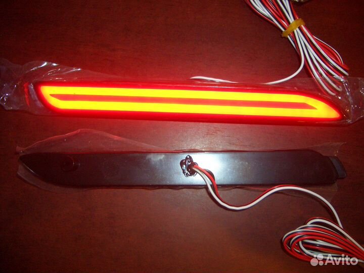 Фонари заднего бампера Тойота Камри с 11