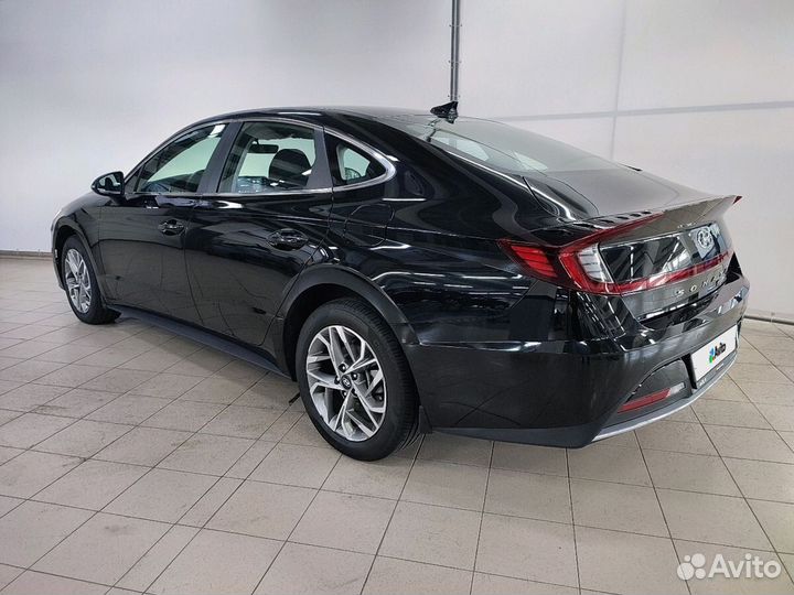 Hyundai Sonata 2.0 AT, 2021, 15 390 км