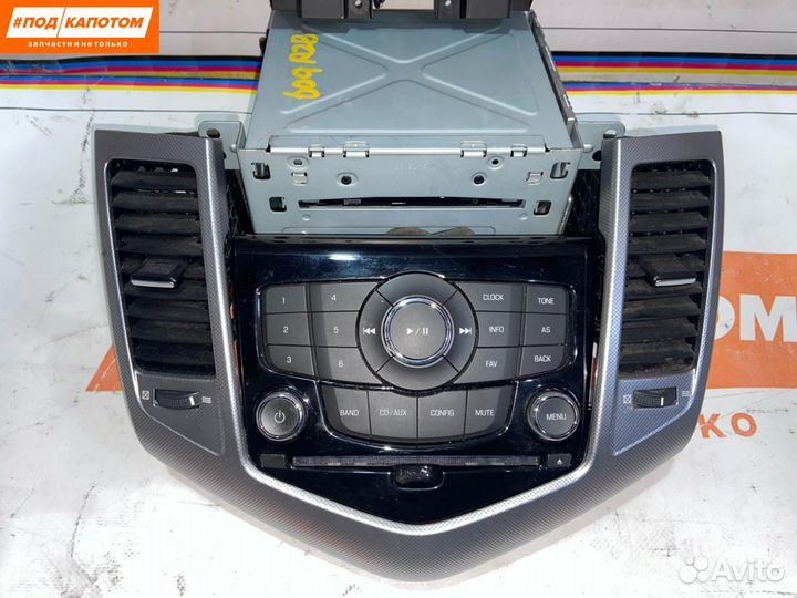 Магнитола Chevrolet Cruze 2010 12849570