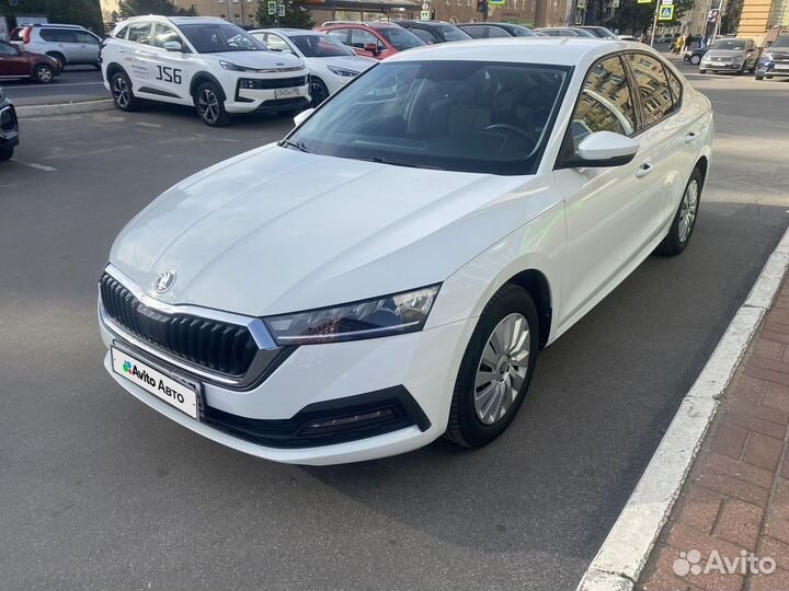 Skoda Octavia 1.4 AT, 2021, 50 000 км