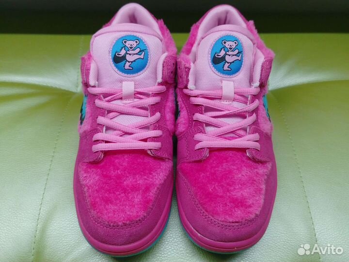 Nike sb dunk low grateful dead bears pink