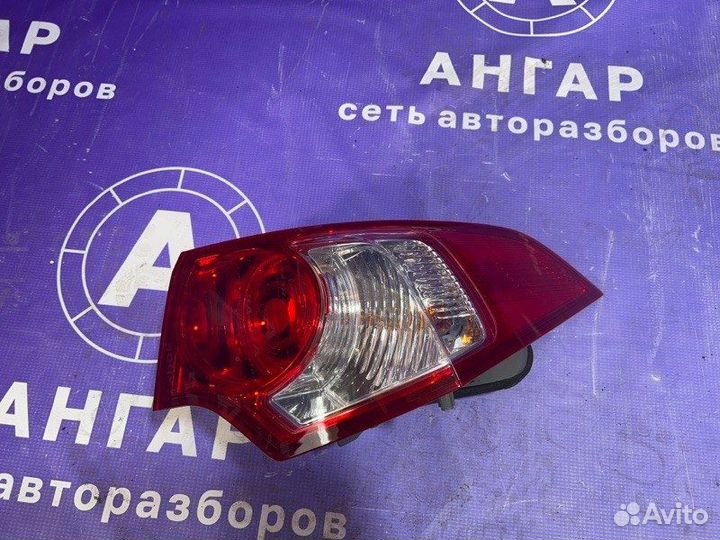 Фонарь правый Honda Accord 8 CU1 R20A3 2009