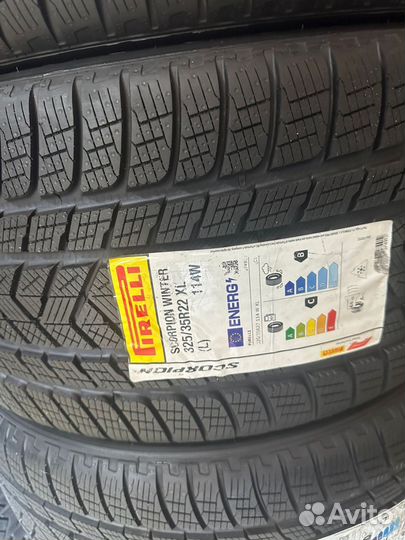 Pirelli Scorpion Winter 285/40 R22 и 325/35 R22