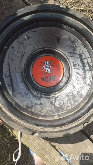 Динамик для сабвуфера