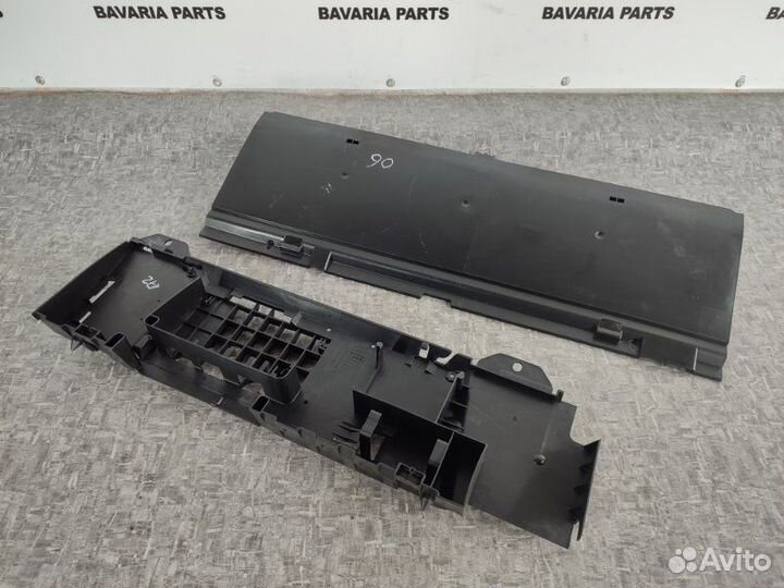 Корпус блоков управления Mercedes E W211 3.0 M272