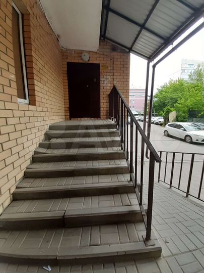 3-к. квартира, 100 м², 2/10 эт.