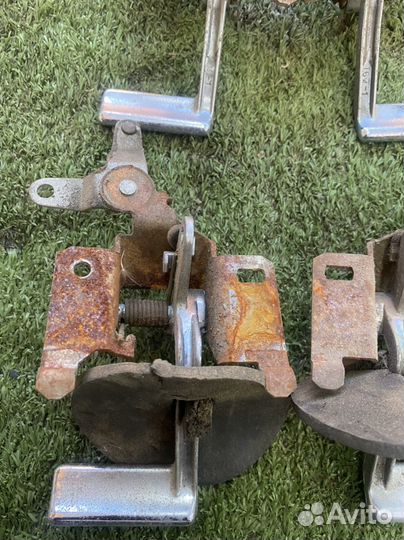 Ручки дверные внутренние Cadillac Fleetwood