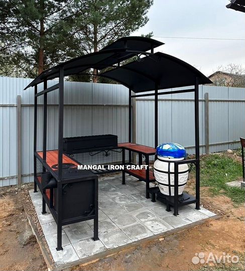 Беседка с мангалом