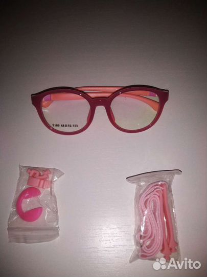 Очки новые оправа розовая на девочку