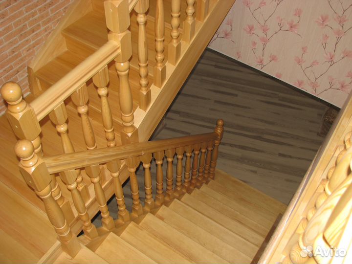 Лестницы из дерева, панели, фасады