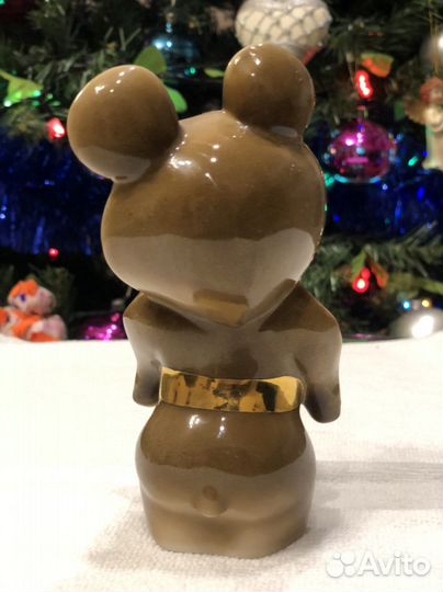 Олимпийский мишка фарфор статуэтка