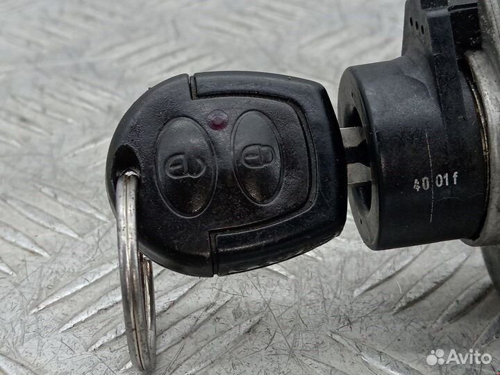 Замок зажигания для Skoda Octavia 1U 4B0905851B