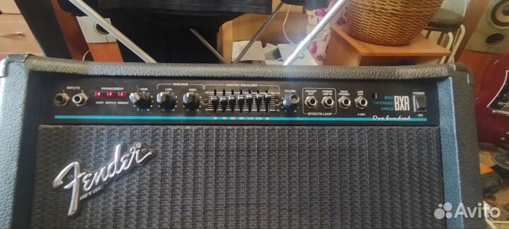 Басовый комбоусилитель fender BXR