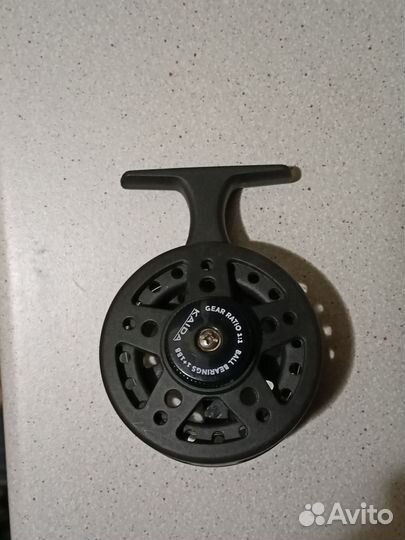 Катушка зимняя kaida 70