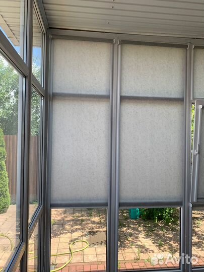 Рулонные шторы с направляющими