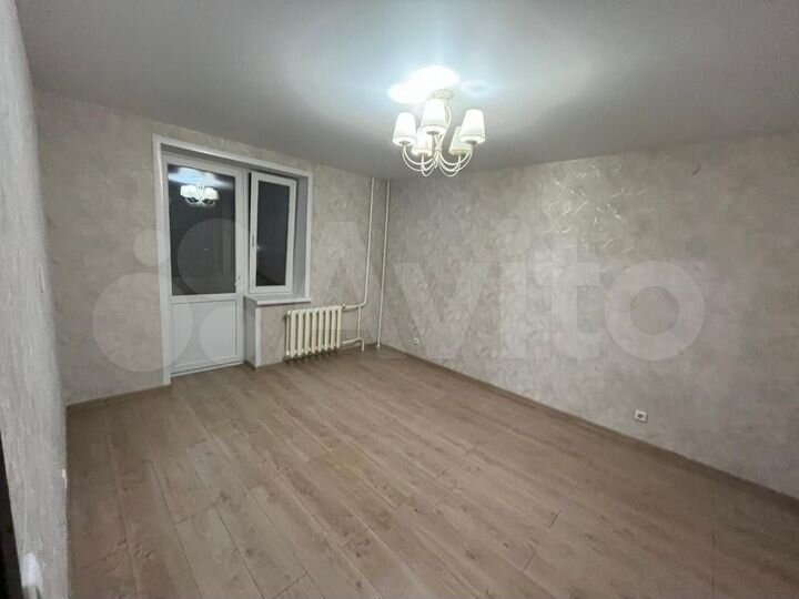 2-к. квартира, 50 м², 6/10 эт.