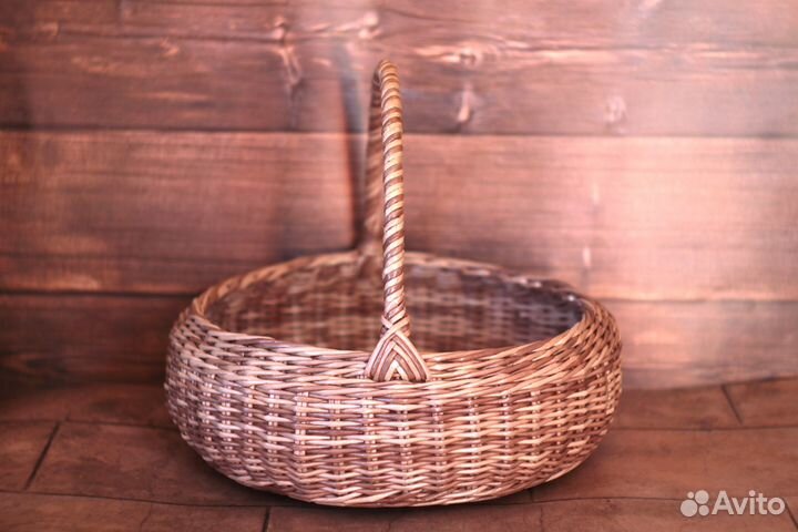 Плетёная корзина 