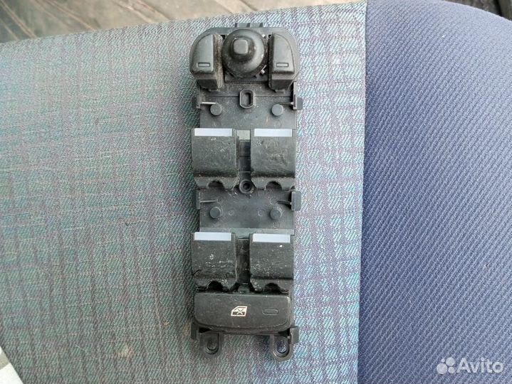 Блок управления стеклоподъёмников