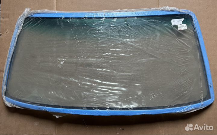 Стекло лобовое Toyota LC Prado 90 5611160130