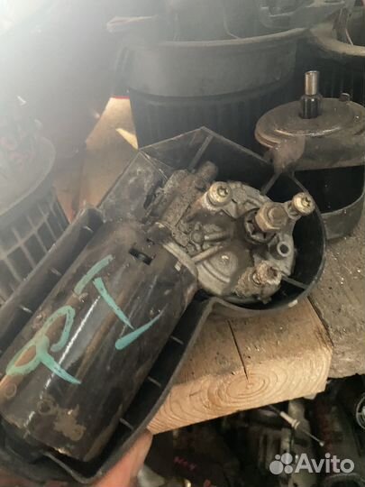 Моторчик дворников Фокус 1 европа