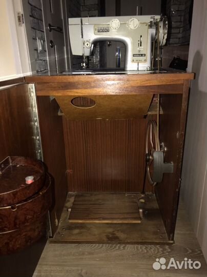 Швейная машина чайка