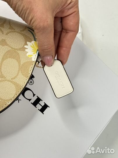 Сумка Coach с ромашками