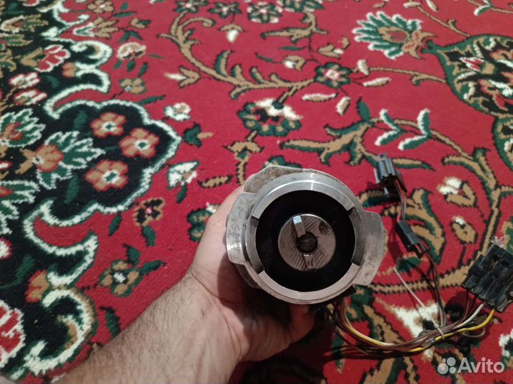 Трамблер на opel vektra a