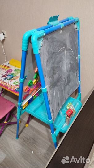 Детский стол и стул