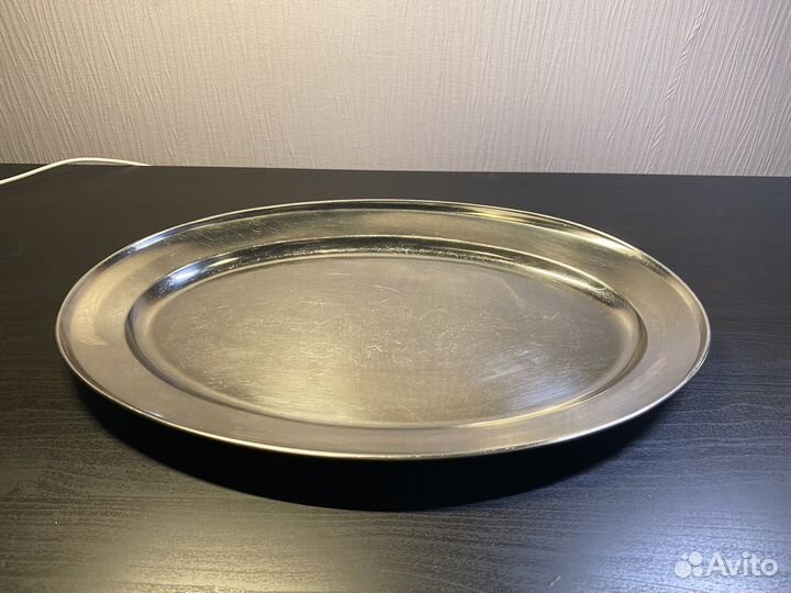 Поднос IKEA металлический круглый