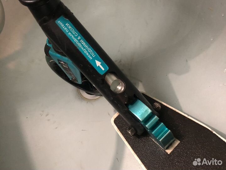 Самокат y scoo RT 230 Slicker Family