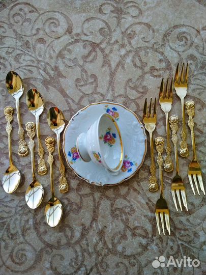 Десертные столовые приборы (ложки и вилки) Хильдес